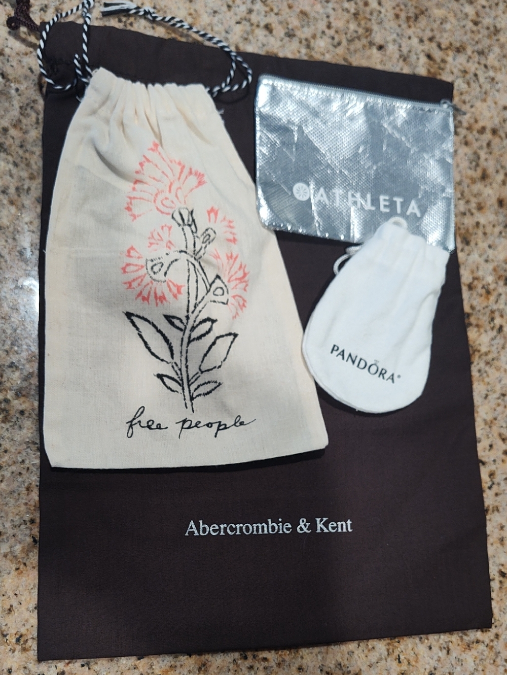 Set Of 4 Various Cloth Designer Drawstring Zippered Protective Pouches